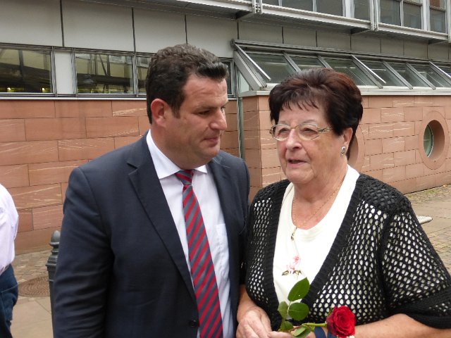 P1210348