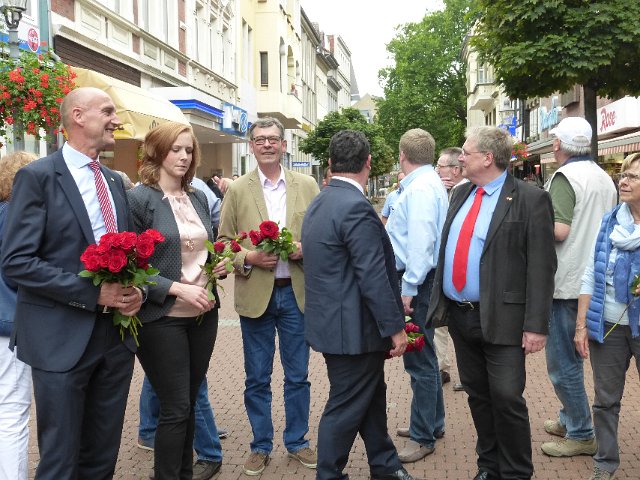 P1210373