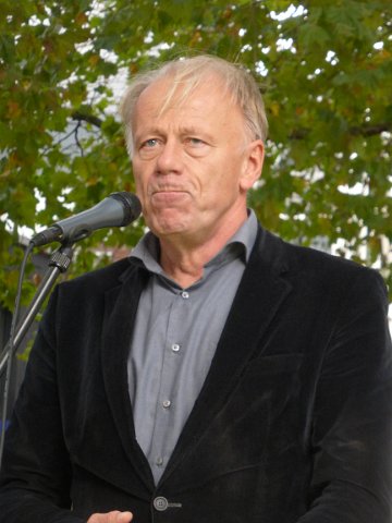 P1400099