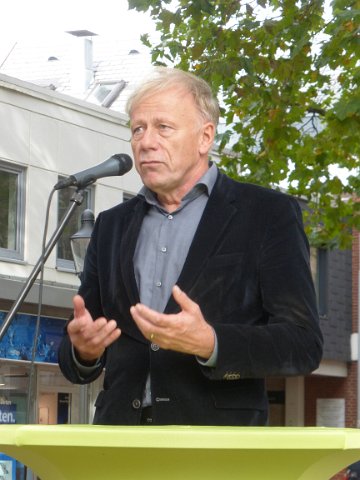P1400110