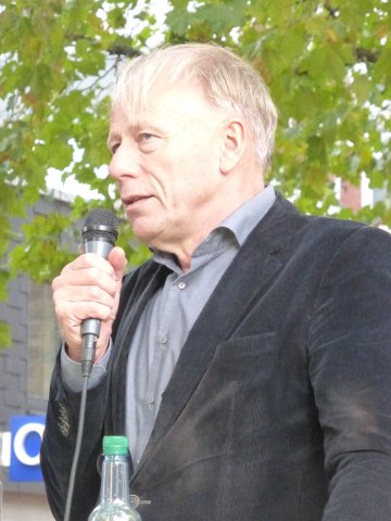 P1400202