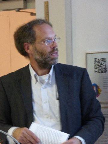 P1400559
