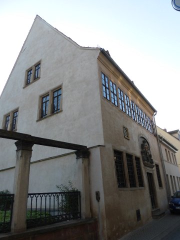 P1420994