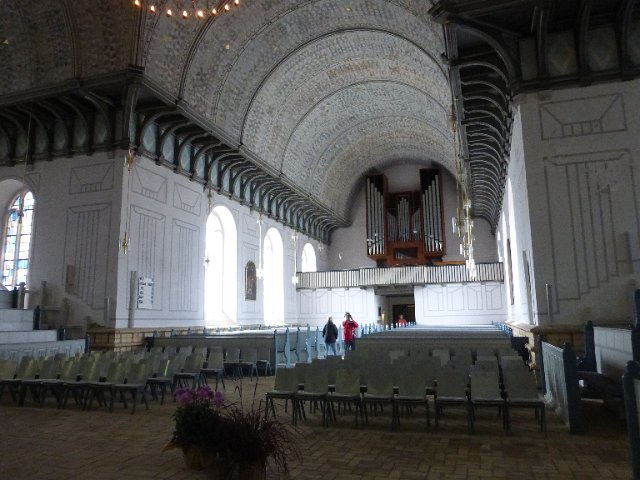P1350466
