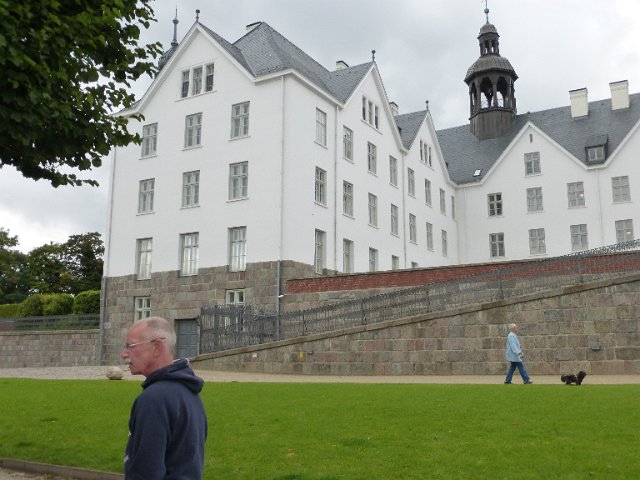 P1350536