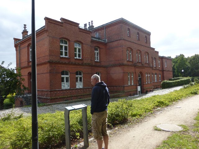 P1350564
