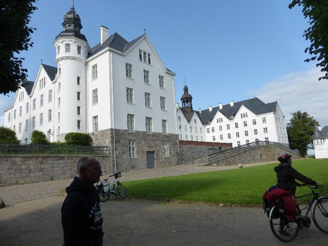 P1350600